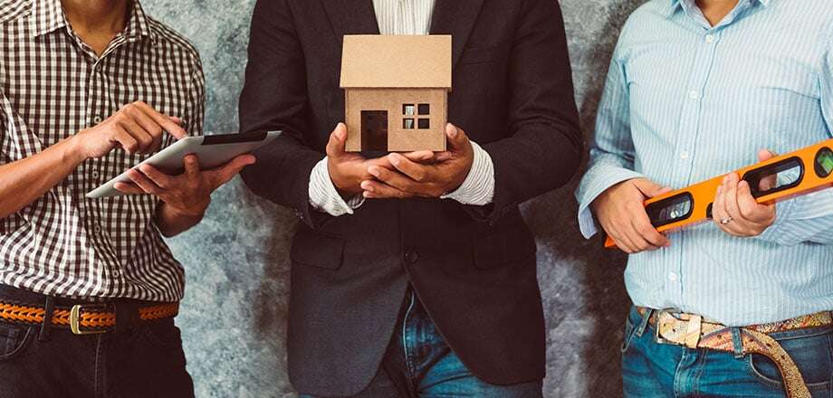 Portrait d'un chasseur immobilier, expert en investissement